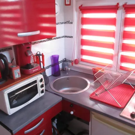 Aux Portes D'angers بيت للعطل *